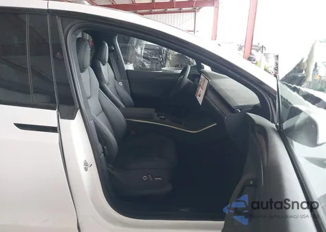 2026 Tesla Model X All-Wheel Drive from USA, damaged, VIN 7SAXCBE51TF477681